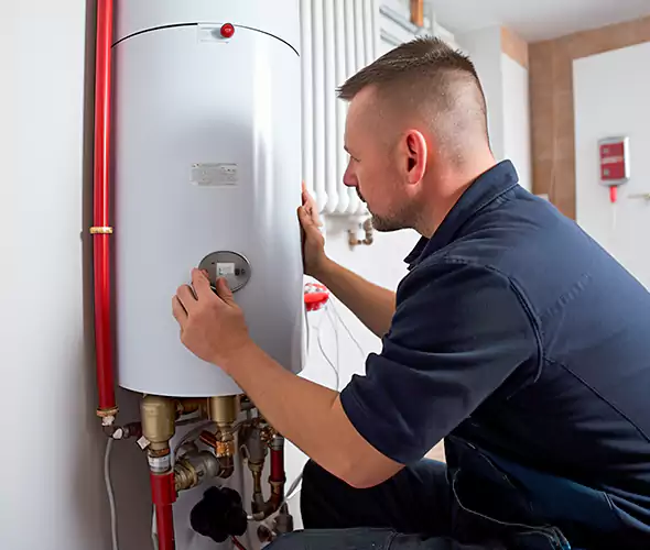 Expert Plumber for Gas Water Heater Replacement in East Ridge, TN: Schedule Affordable Replacement Services with Us
