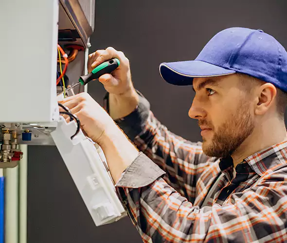 Expert Plumber for Tankless Water Heater Maintenance in East Ridge, TN: Schedule Professional Maintenance Services with Us