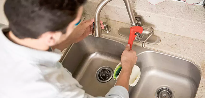 Faucet Repair in East Ridge
